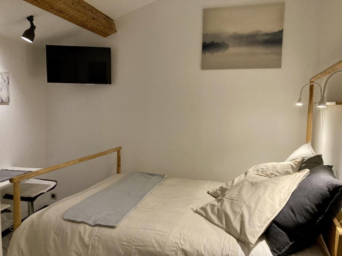 Aux 4 Logis Appart-Hotel - Studio Le Roof - Une Vue Splendide - Petit Dejeuner Inclus 1Ere Nuit Foix Extérieur photo