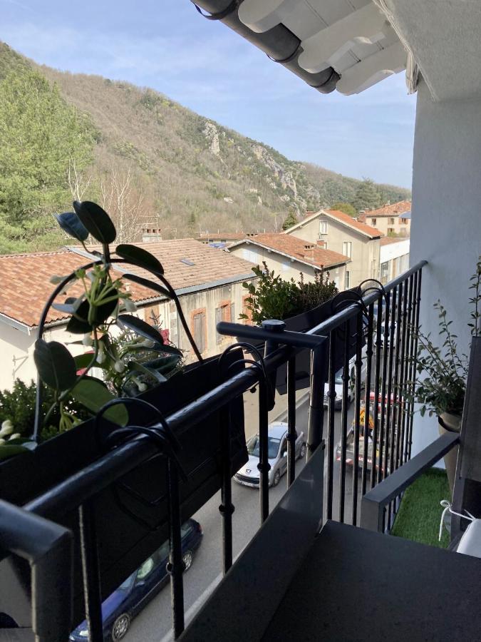 Aux 4 Logis Appart-Hotel - Studio Le Roof - Une Vue Splendide - Petit Dejeuner Inclus 1Ere Nuit Foix Extérieur photo