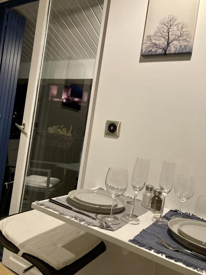 Aux 4 Logis Appart-Hotel - Studio Le Roof - Une Vue Splendide - Petit Dejeuner Inclus 1Ere Nuit Foix Extérieur photo